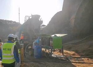 隧道液壓混凝土濕噴機施工視頻